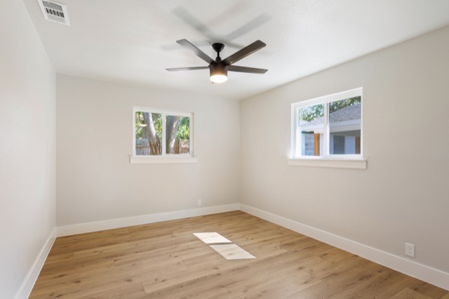 Inwood Drive photo 15
