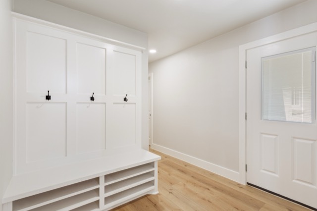 Inwood Drive photo 24