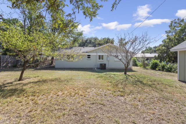 Inwood Drive photo 27